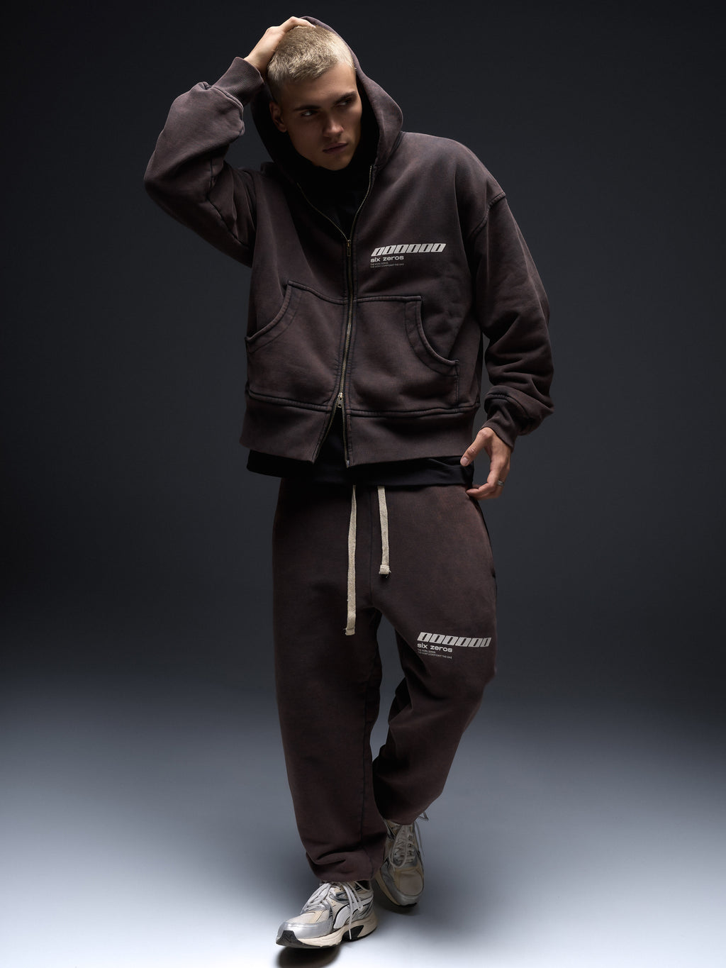 КОСТЮМ "JESUS BROWN"