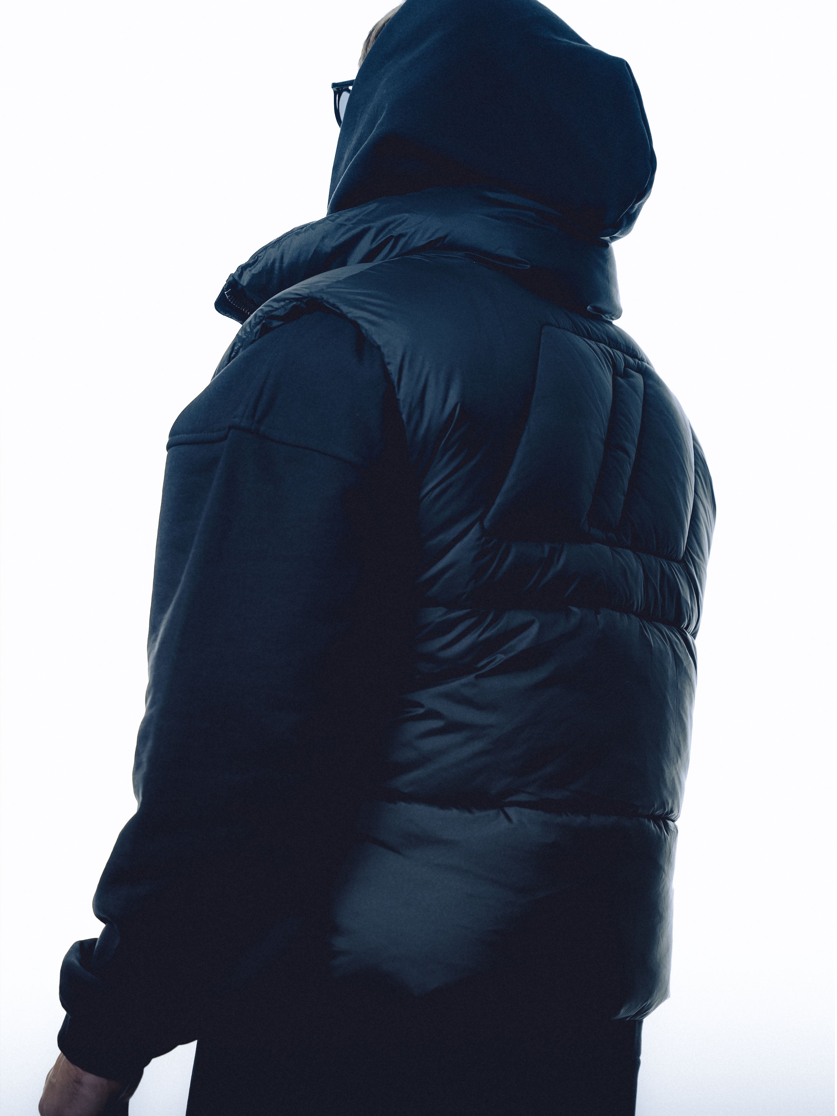 Жилет "ZERO BLACK"