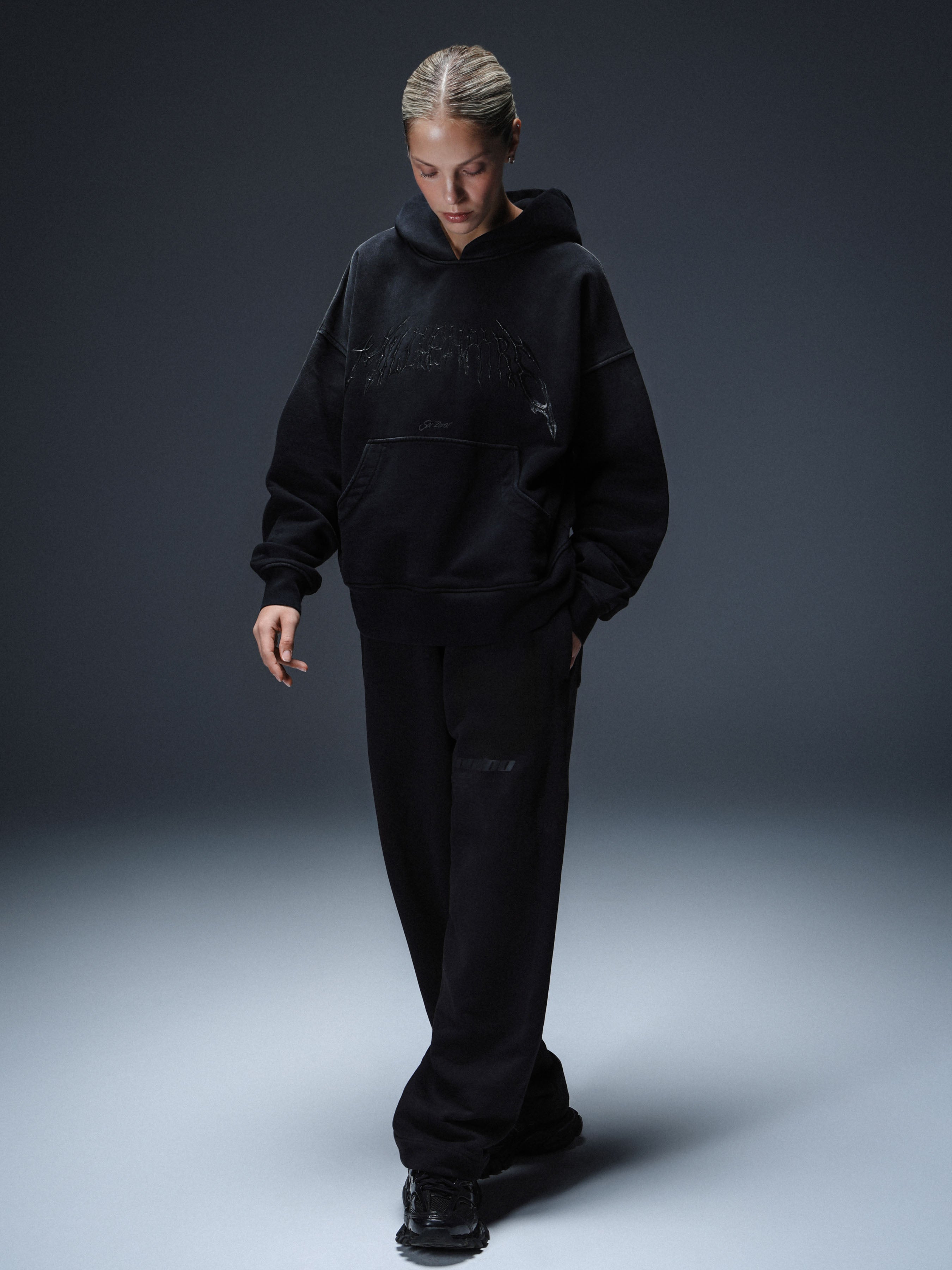 HOODIE ROYAL WASHED BLACK