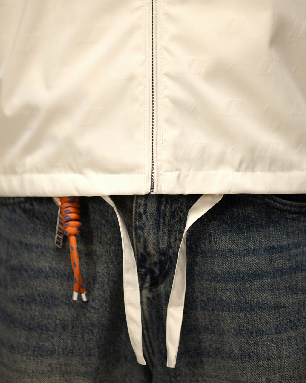 Jacket ZERO FORM monogram off-white