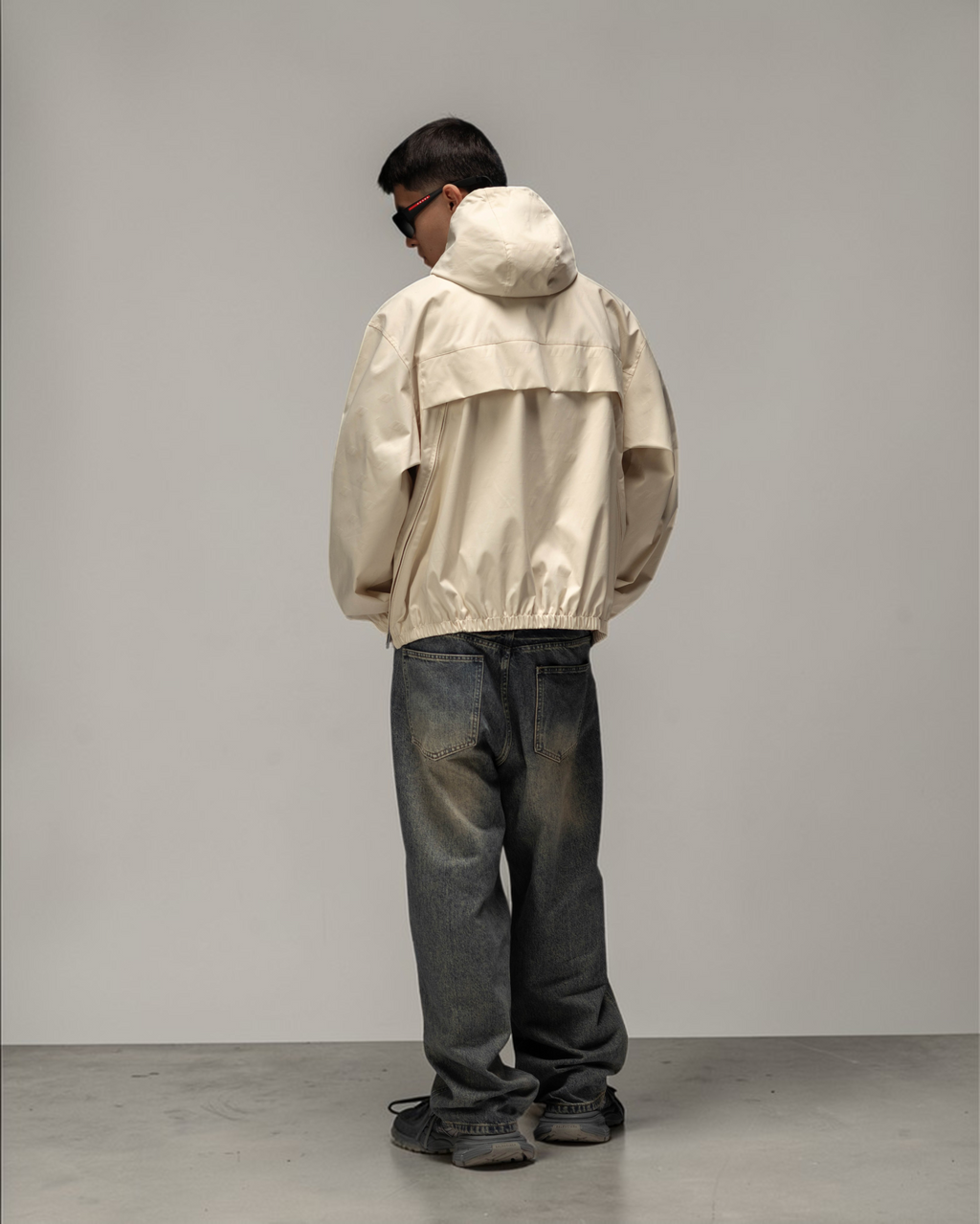 Jacket ZERO FORM monogram off-white